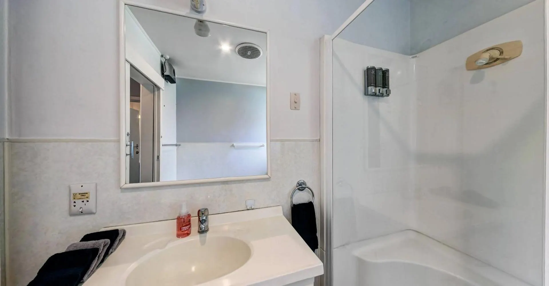 ***  Admiral Motel Christchurch Yeni Zelanda